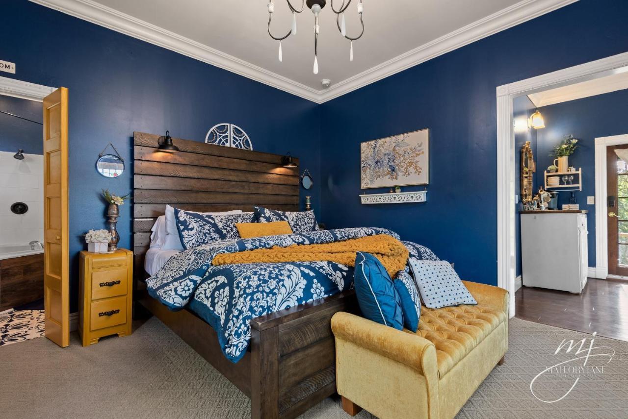 The 1883 Peabody House Bed & Breakfast 유레카 스프링스 외부 사진