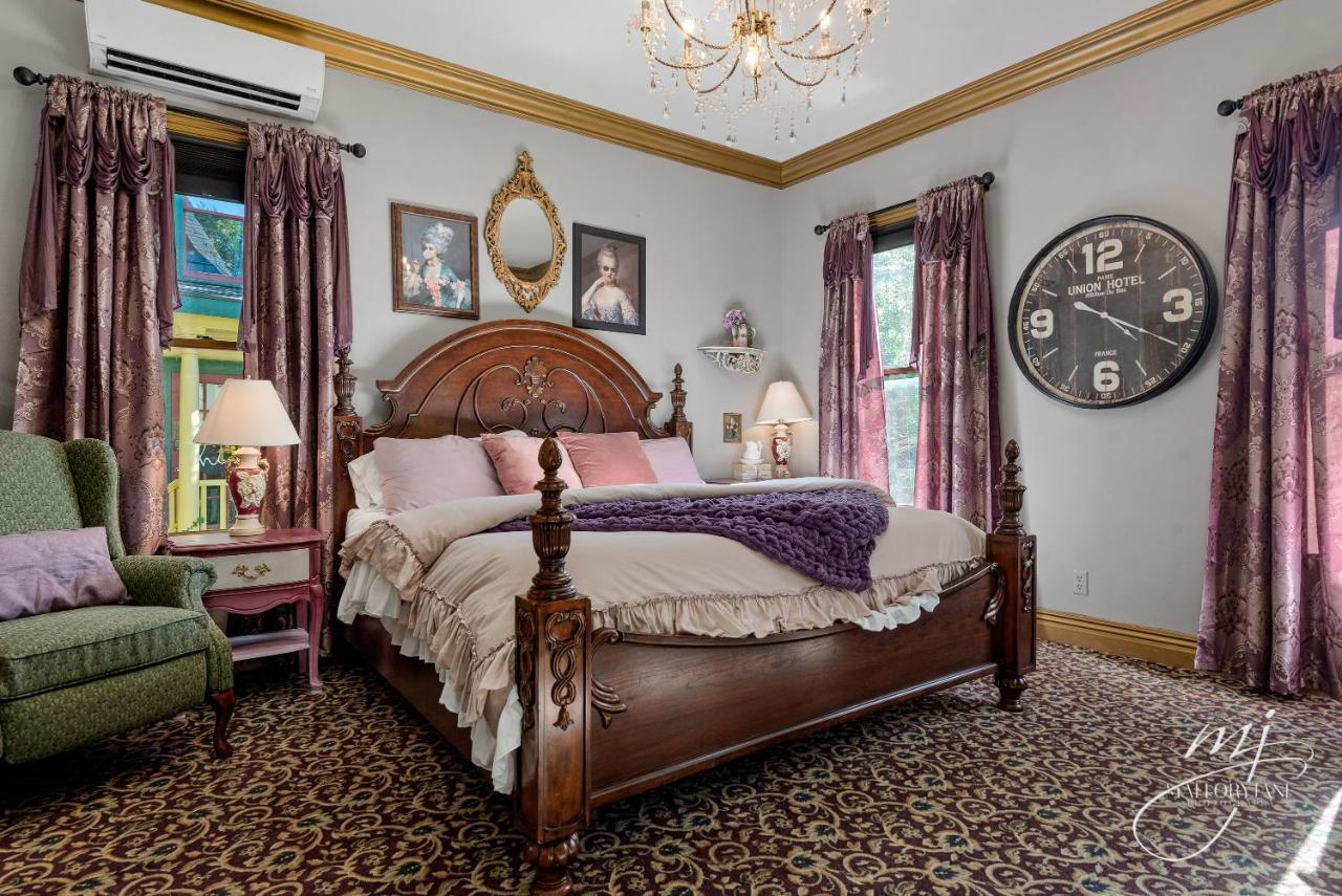The 1883 Peabody House Bed & Breakfast 유레카 스프링스 외부 사진